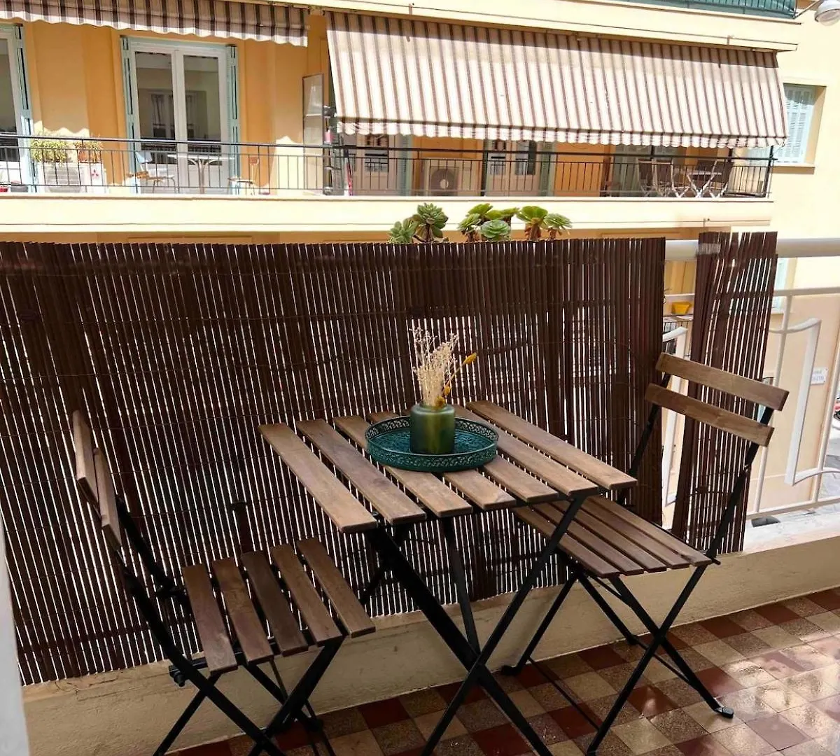 Modern Apartment With Balcony And Ac Walk To Tramway Near Center Nice France