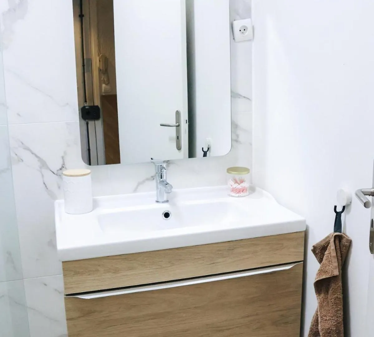 Modern Apartment With Balcony And Ac Walk To Tramway Near Center Nice